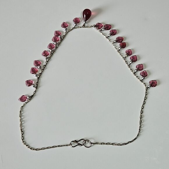 **Final Sale** Silver Tone Red Heart Shaped Glass Dangling Beaded Necklace 14" - Picture 10 of 14